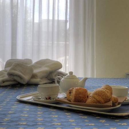 Hotel Reggiana Riccione Eksteriør billede